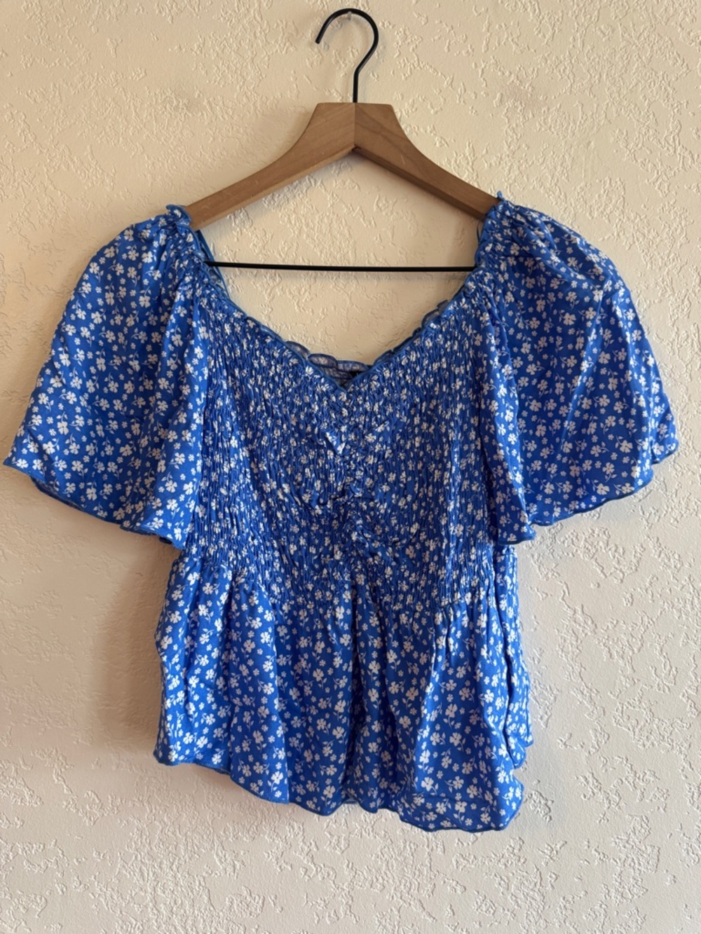 Sacred Threads | ruched floral blue and white blouse | One Size